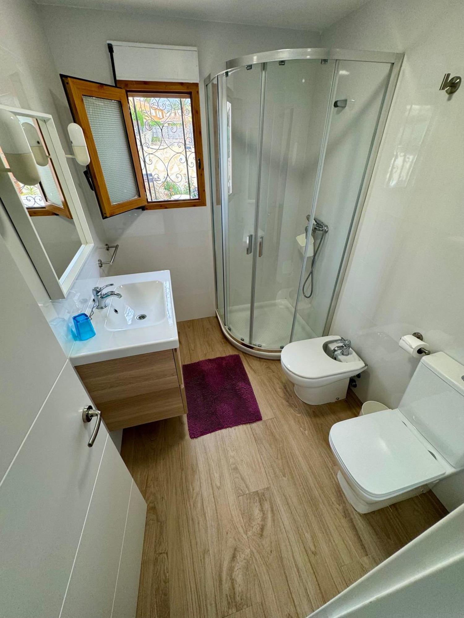 Villa Ana Apartments เบนิดอร์ม ภายนอก รูปภาพ