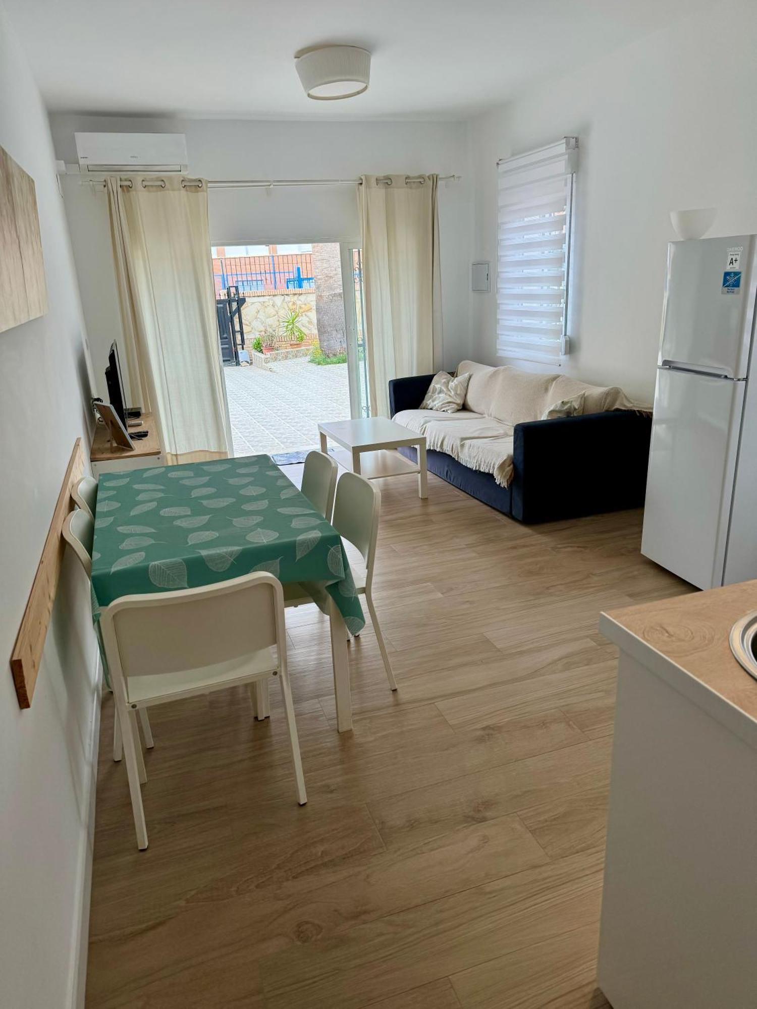 Villa Ana Apartments เบนิดอร์ม ภายนอก รูปภาพ