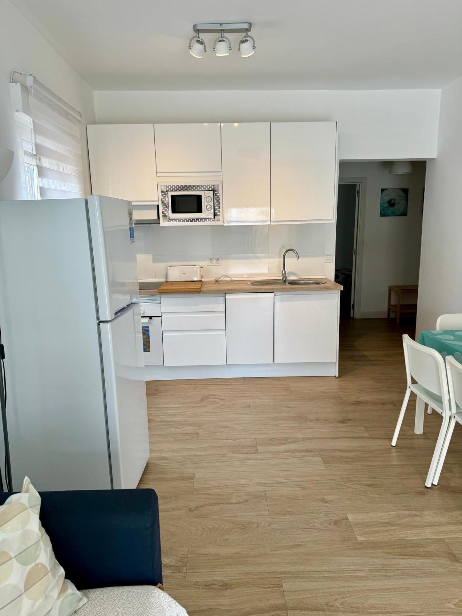 Villa Ana Apartments เบนิดอร์ม ภายนอก รูปภาพ